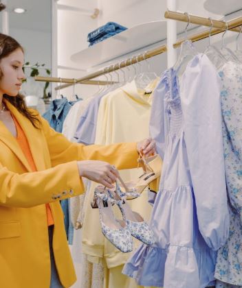 اختيار الملابس