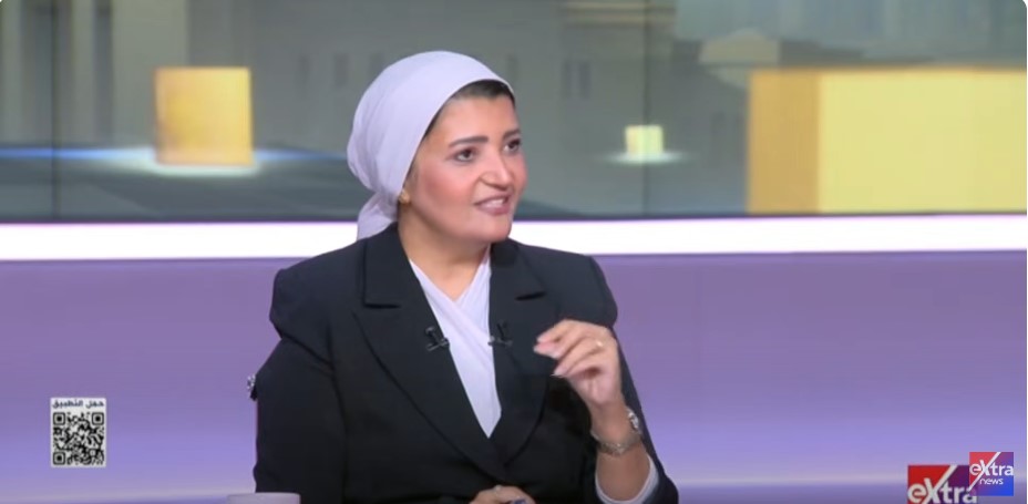 الكاتب الصحفية همت سلامة