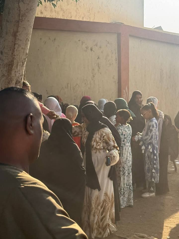 طوابير السيدات بقري دراو طوابير السيدات بقري دراو