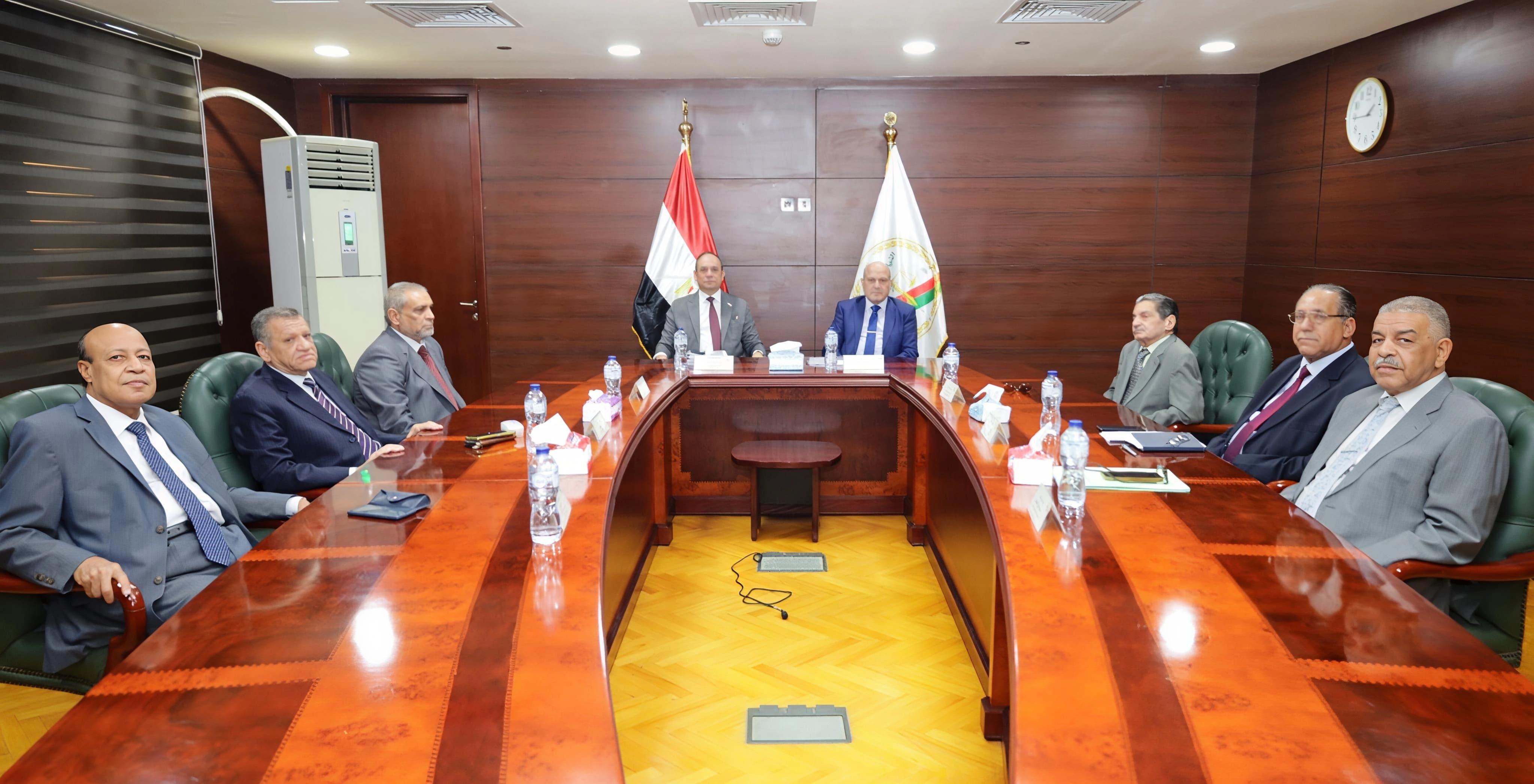 a2166108-570b-46e2-b07e-e9e8f7cf3bbb