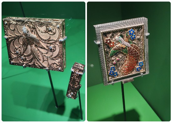 علبة مكياج وقلم روج من الذهب المرصع منقوش برسوم الطيور