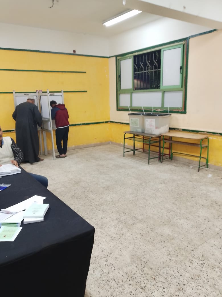 توافد المواطنين (2)