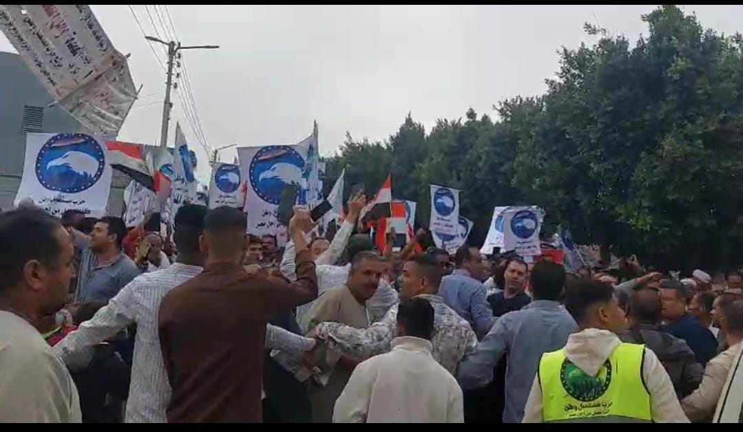 توافد الناخبون على لجان محافظة المنيا (2)