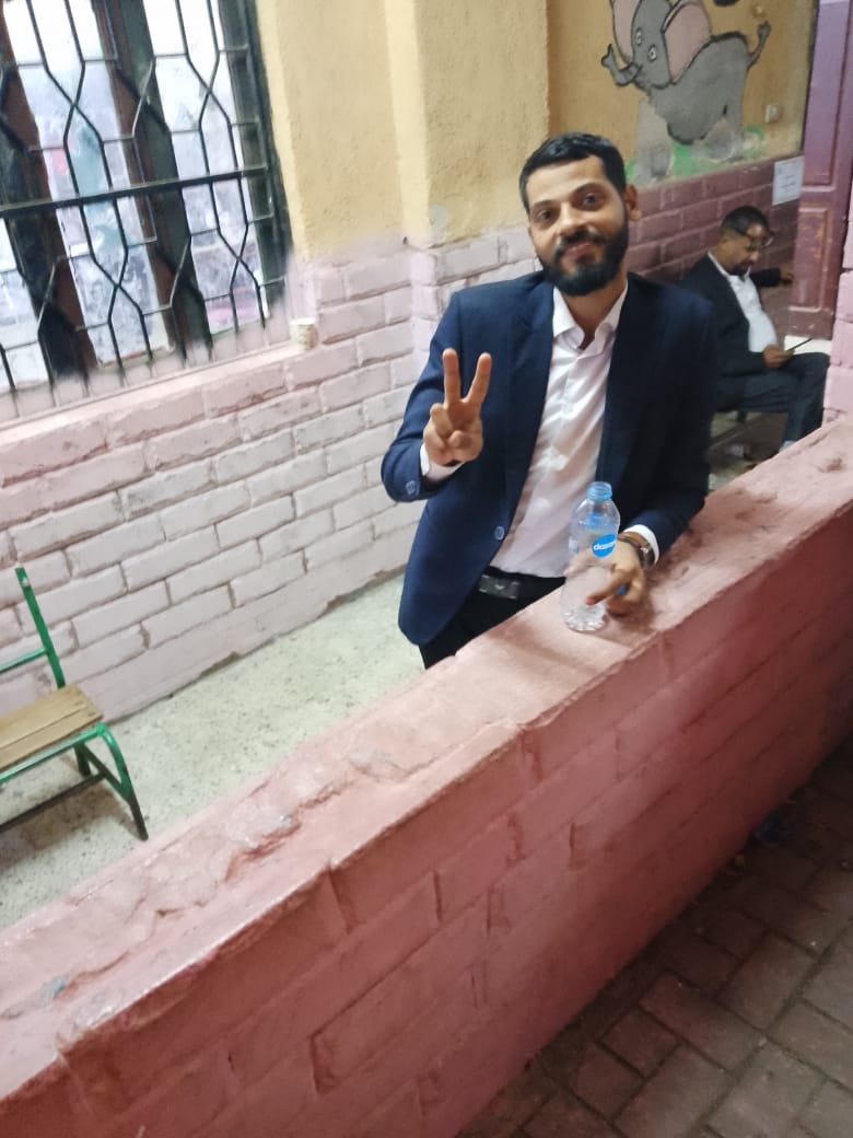 استمرار توافد المواطنين  (1)