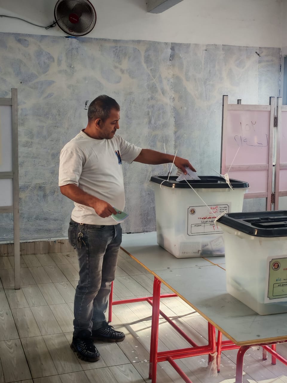 2f50f935-303b-4c7a-9c19-9da4f561e1df