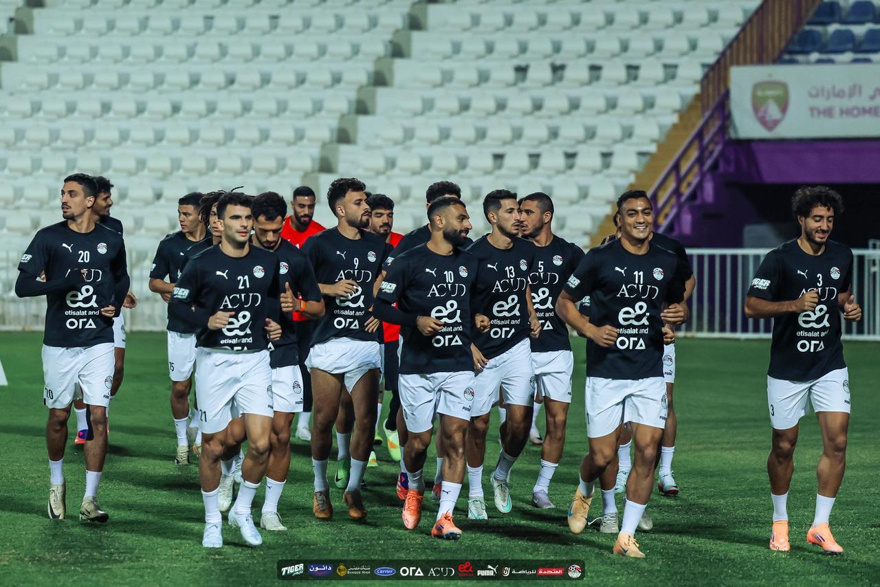 المنتخب يؤدي مرانه باستاد العين