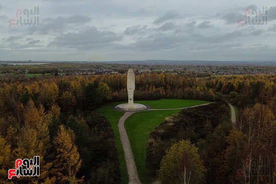 الخريف يزين الحدائق فى بريطانيا