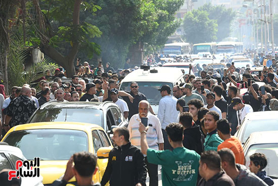 الجمهور يودع إسماعيل الليثي الجمهور يودع إسماعيل الليثي