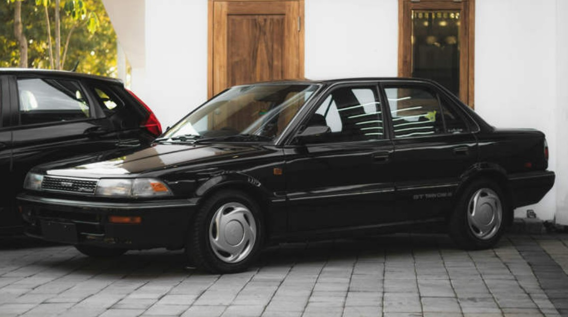 رجل يسرق سيارة لتجنب التسوق مع زوجته رجل يسرق سيارة لتجنب التسوق مع زوجته