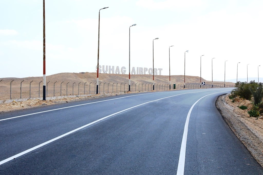 طرق سوهاج الجديدة فى الجمهورية الجديدة (1)