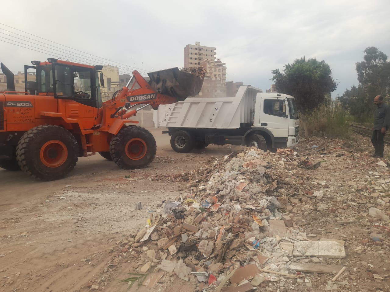 رفع المخلفات  من الشوارع