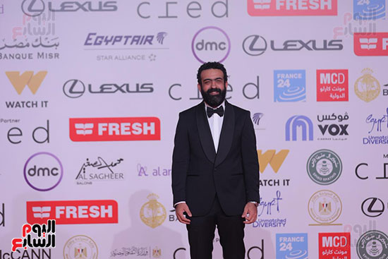 المخرج ماندو العدل