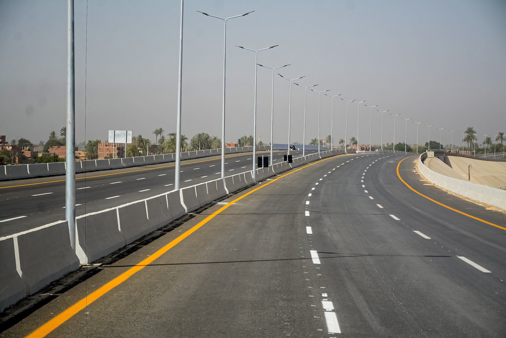 حارة اخرى من المحور