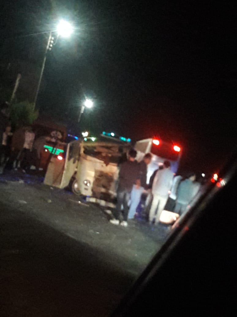 تصادم سيارتين على طريق فوه دسوق