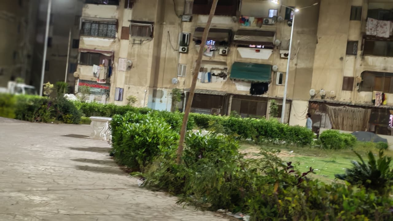 الحديقه في امل الجبل