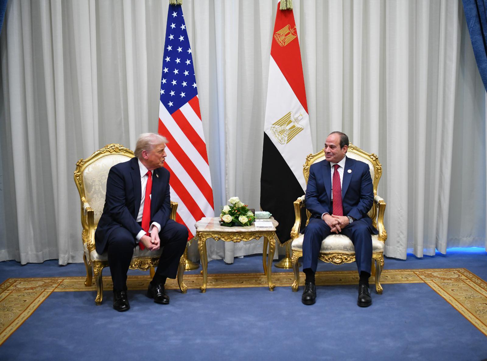 الرئيس السيسي مع نظيره الأمريكي ترامب