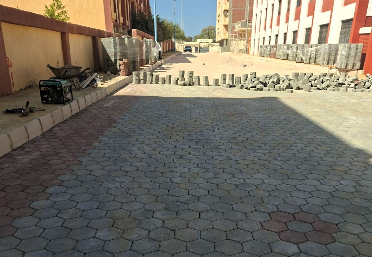 اعمال تطوير ورصف الشوار بالانترلوك - مطروح