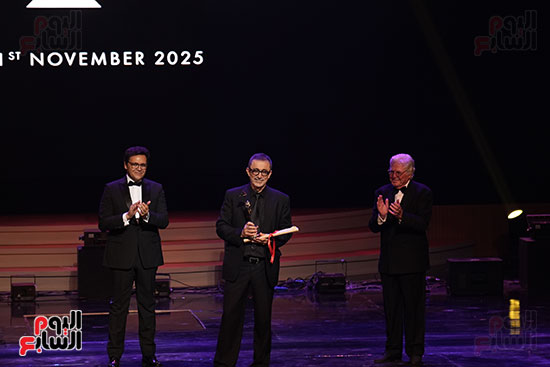 المخرج-التركي-نوري-جيلان-(4)