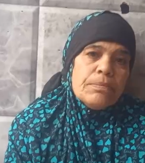 والدة العروس تجلس أمام المشرحة