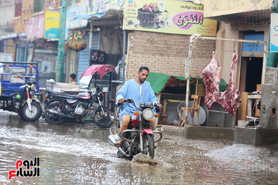 الطقس يبتسم بالمطر بعد أيام من الجفاف