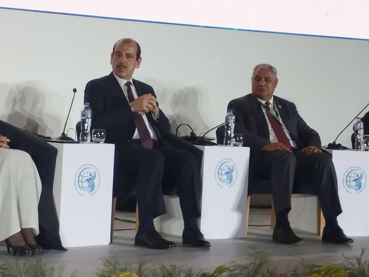 د عمرو قنديل خلال الجلسة لا