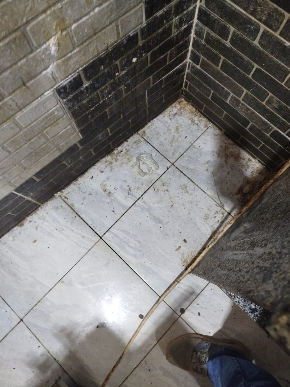 المكان غير نظيف