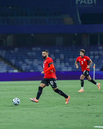 صلاح يتألق خلال المباراة