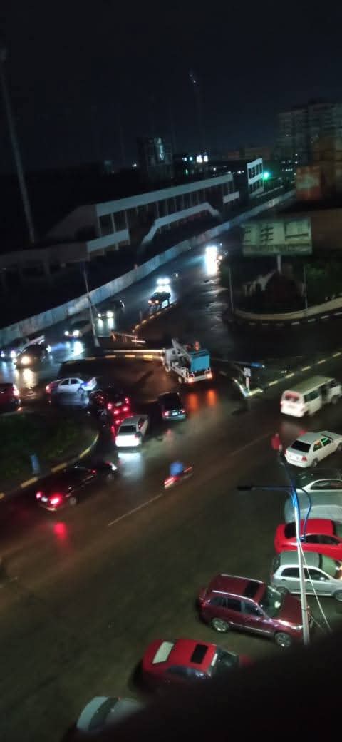 سقوط الاعمدة