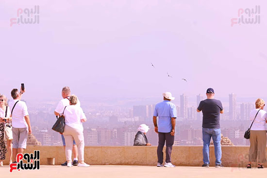 أهرامات الجيزة ترحب بالسائحين (3)