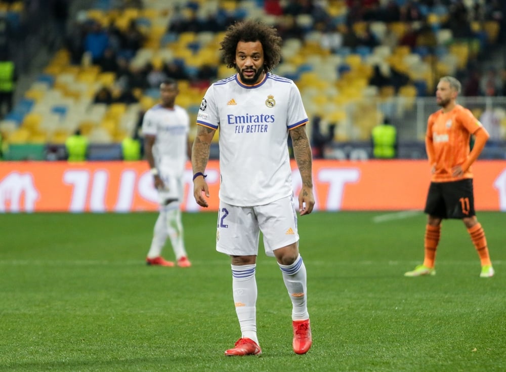 مش دائمًا الغالى ثمنه فيه.. 10 نجوم صنعوا المجد بأقل التكاليف مش دائمًا الغالى ثمنه فيه.. 10 نجوم صنعوا المجد بأقل التكاليف