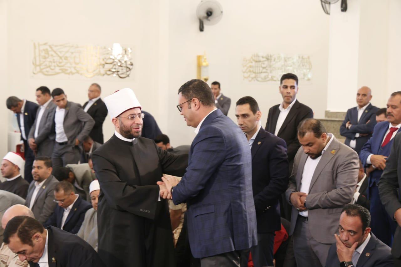 نائب رئيس مجلس الوزراء ووزراء الأوقاف والزراعة والإسكان يشهدون افتتاح المنطقة الإدارية والخدمية بمدينة الطور (7)