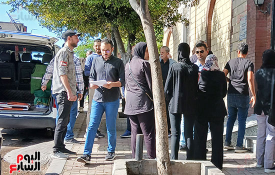 لحظة-استلام-جثمان-المنهدس-ضحية-القتل-بالإسكندرية