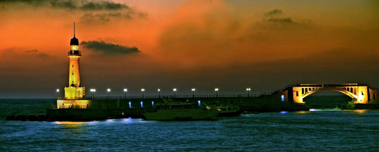 فنار الإسكندرية المرشد السياحى للسفن