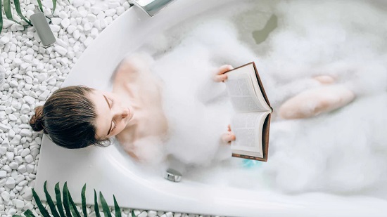 حمام بالزيوت الطبيعية