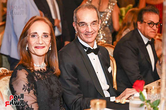 وزير الاتصالات اثناء الحفل