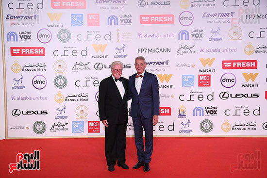 حسين فهمي ومحمود حميدة