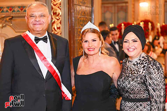 الفنانة يسرا أثناء الحفل