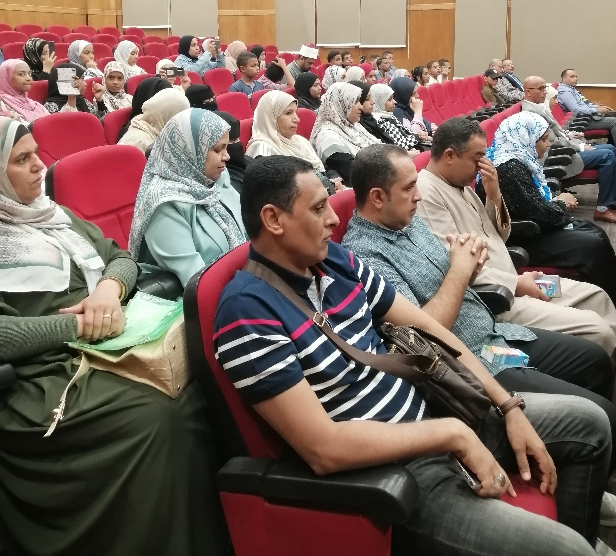 حضور احتفالية بأزهر الأقصر لتسليم شهادات البرنامج الدولى للحاسب والإنترنت