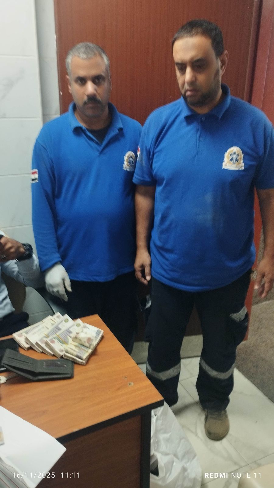 طاقم الإسعاف