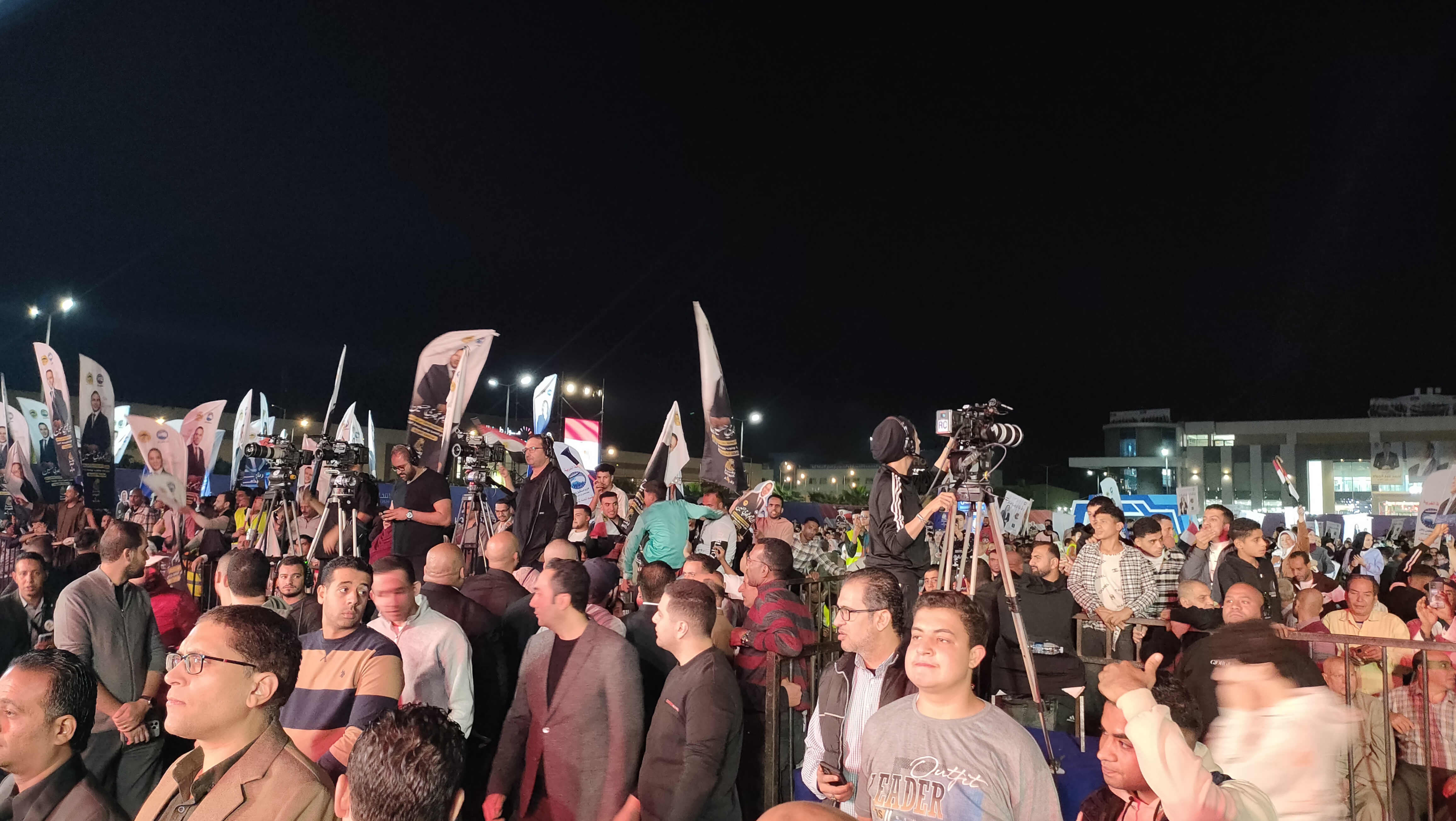 حضور المؤتمر 