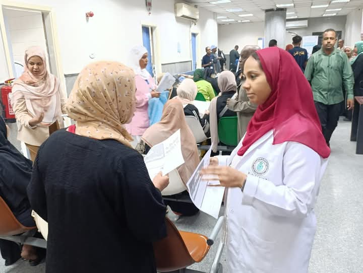 تعزيز ثقافة الإبلاغ عن الآثار الجانبية للادوية 