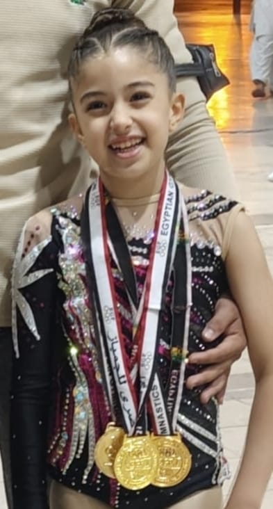 بطلة تحصد ميداليات ذهبية بالبطولة