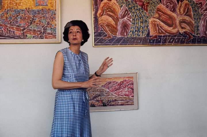 الفنانة إنجي أفلاطون الفنانة إنجي أفلاطون