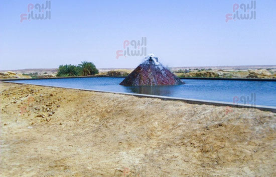 عين-مياه-فوارة---قارة-ام-الصغير عين-مياه-فوارة---قارة-ام-الصغير