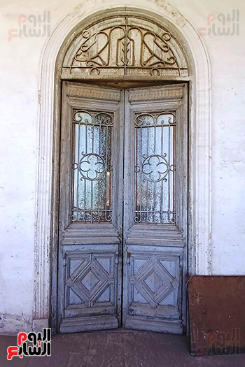 أحد-الأبواب- أحد-الأبواب-