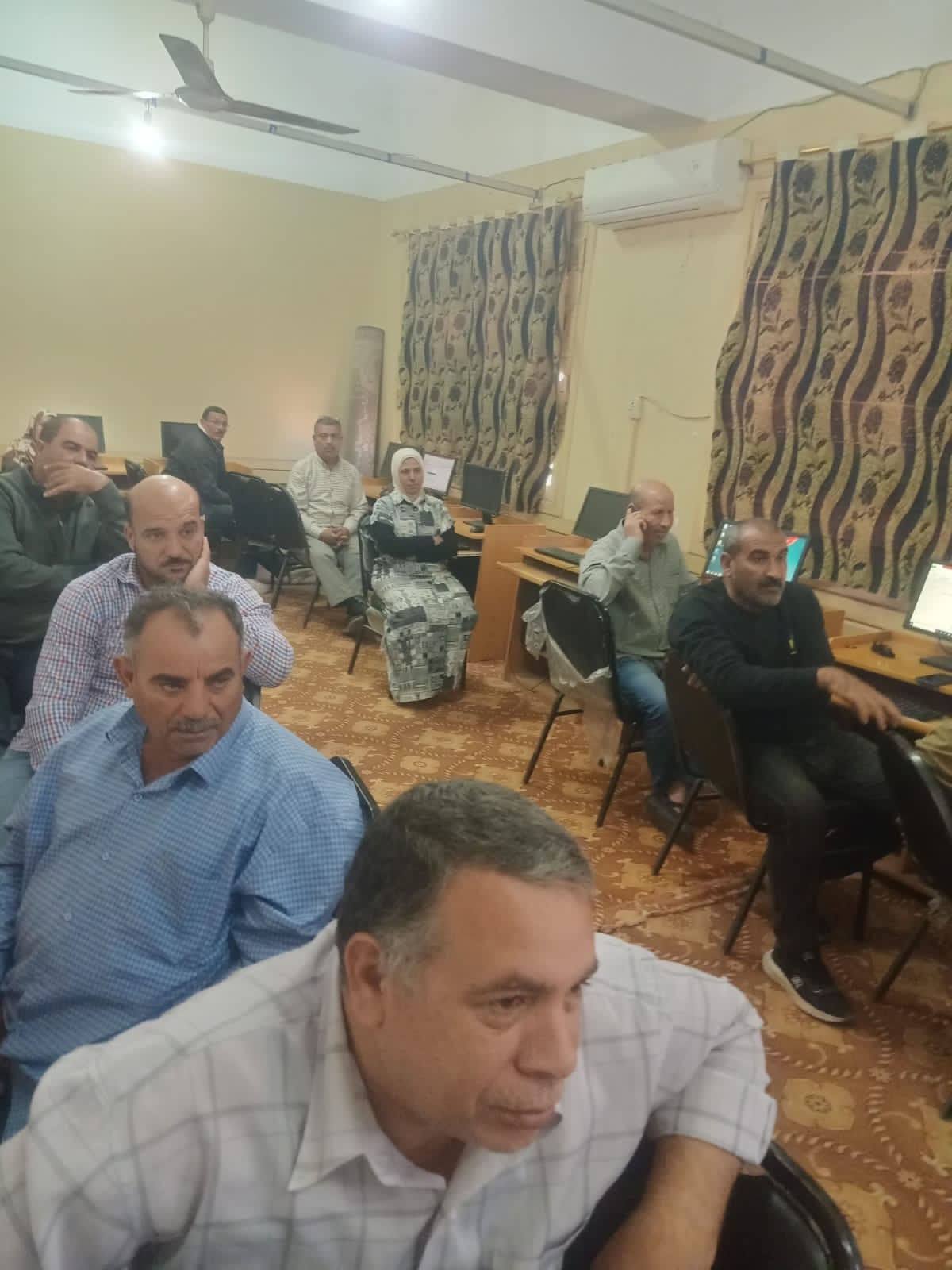 دورات تدريبية لتنمية مهارات الإداريين بمنطقة كفر الشيخ