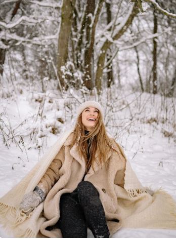 الشعور بالسعادة عند دخول الشتاء