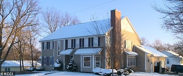 منزل الزوجان