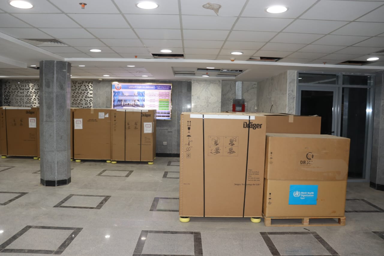 الأجهزة الطبية تصل المستشفى