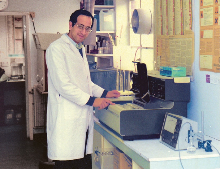 قداسة البابا تواضروس الثانى فى كلية الصيدلة